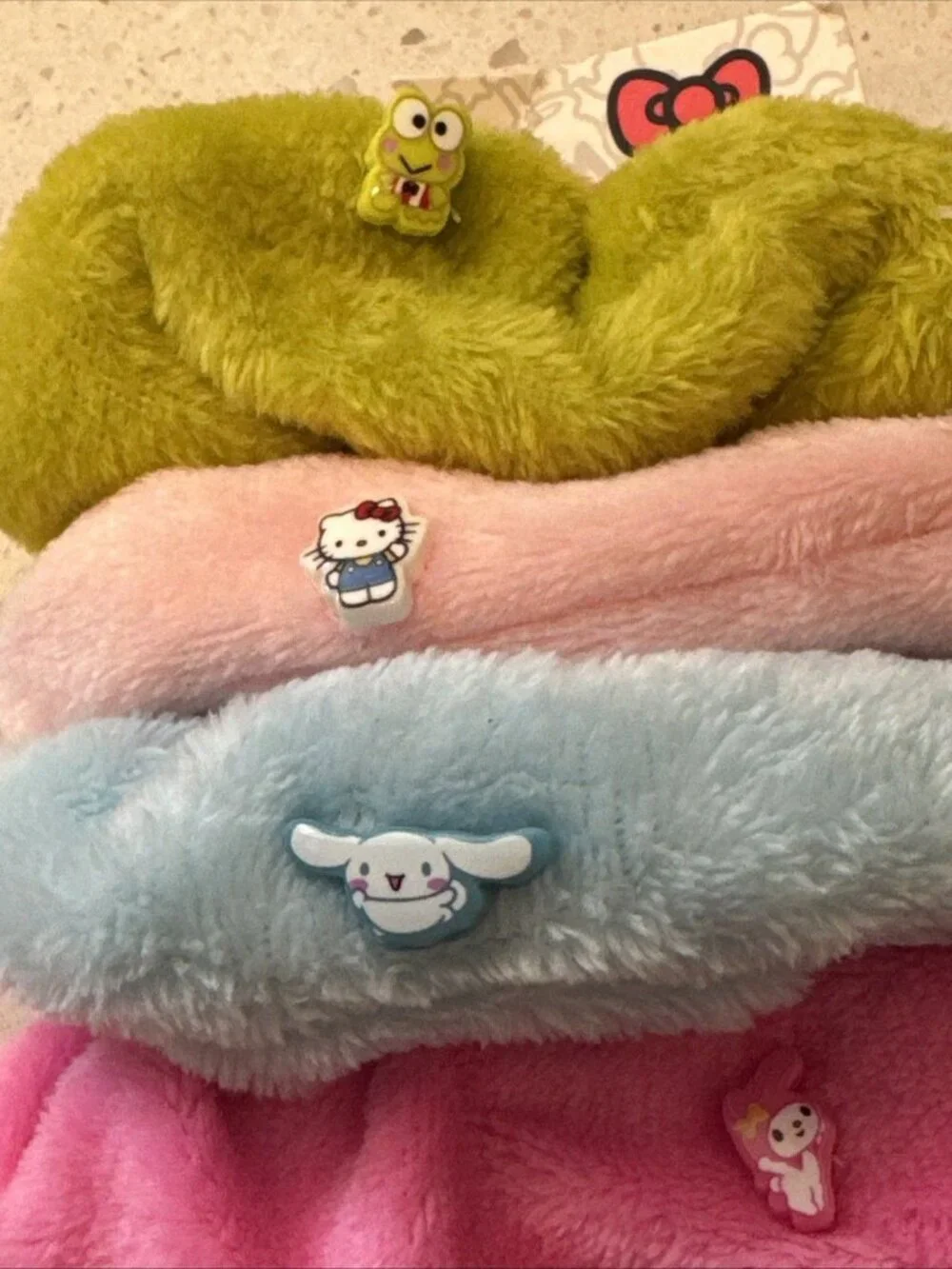 Hello Kitty And Friends Hair Clips And Scrunchi